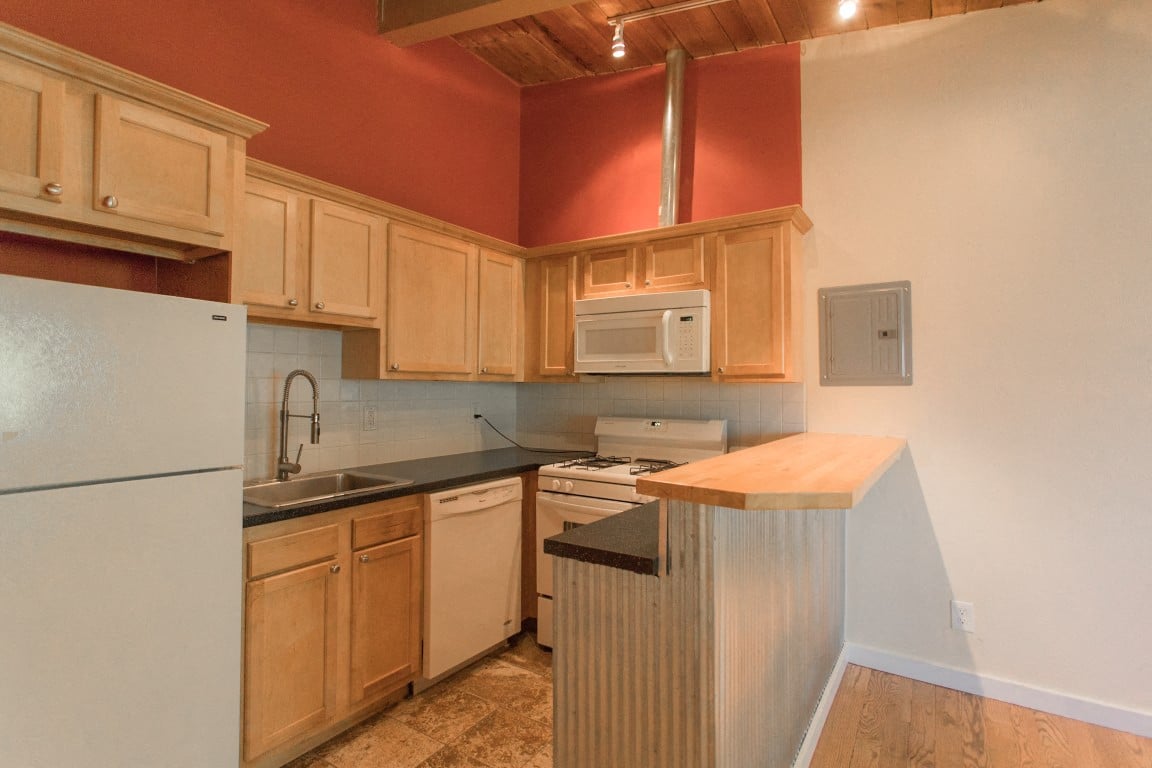Fully Furnished Apartment at -Buffalo Canyon-, Colorado, 80303